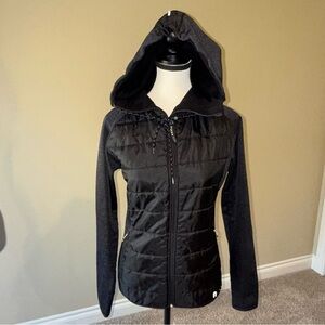 DryFrame Hooded Puffer Jacket, Athletic, Sporty, Black and Grey Women's Size M